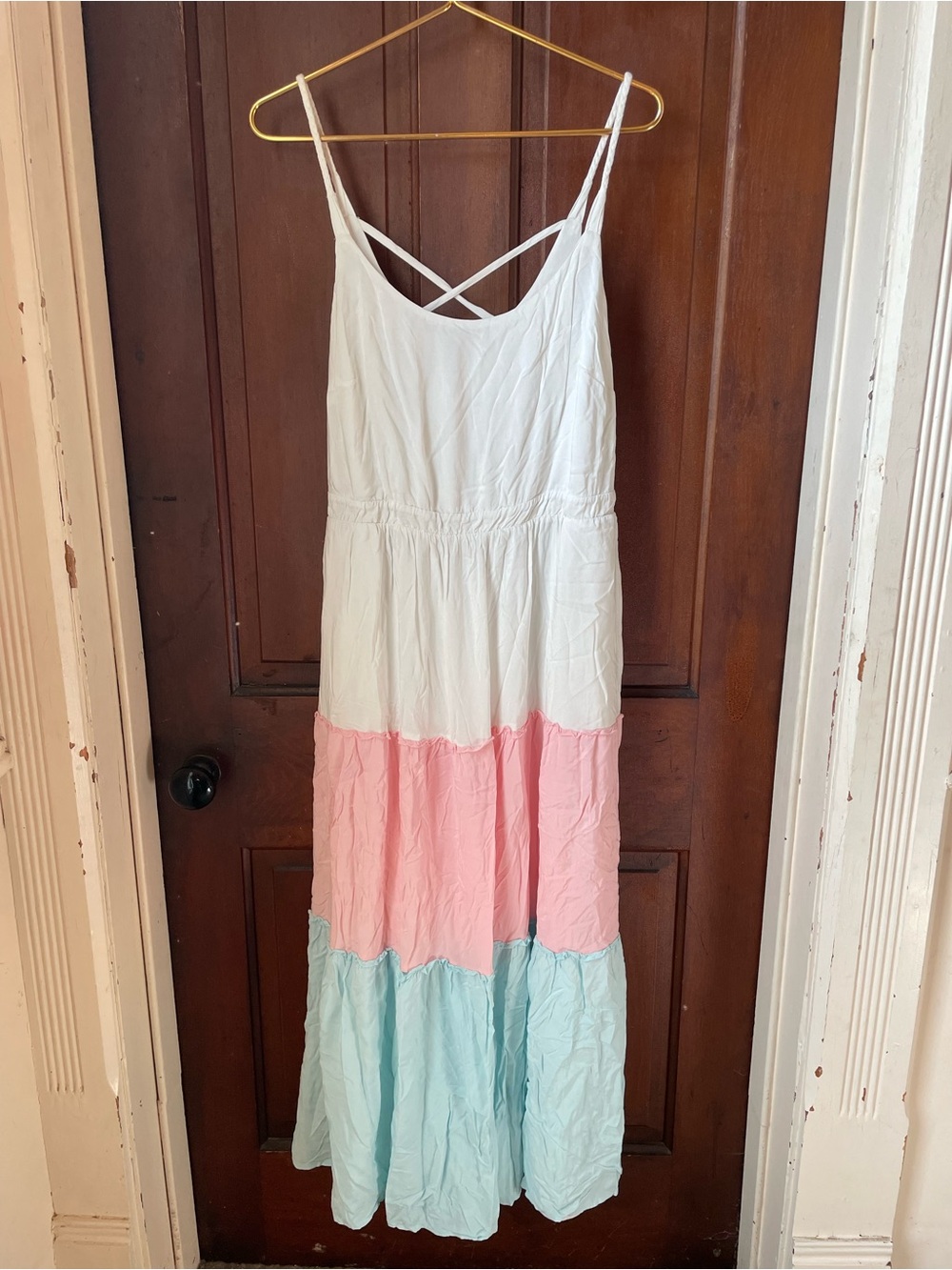 Torrid women's 0X sleeveless white / pink / blue maxi dress